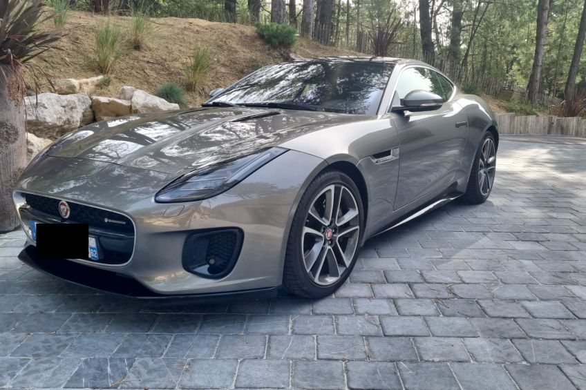 JAGUAR F TYPE  JAGUAR F-TYPE (2) COUPE 2.0300 AUTO R-DYNAMIC